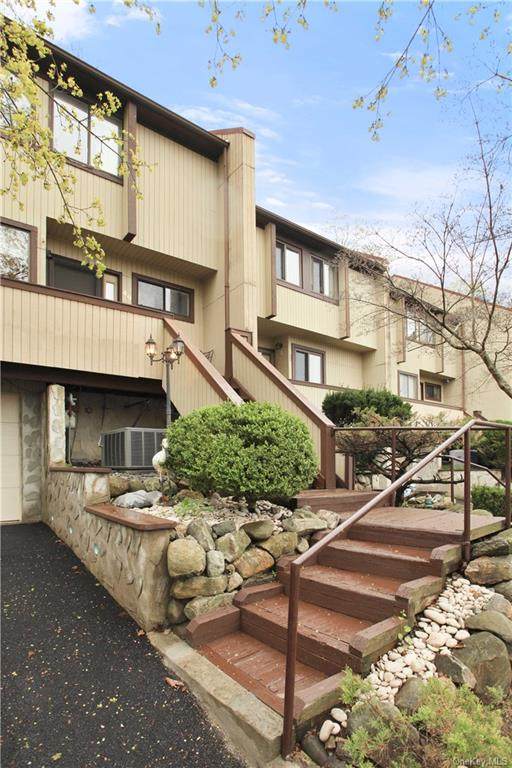49 Rockledge Drive - Photo 1