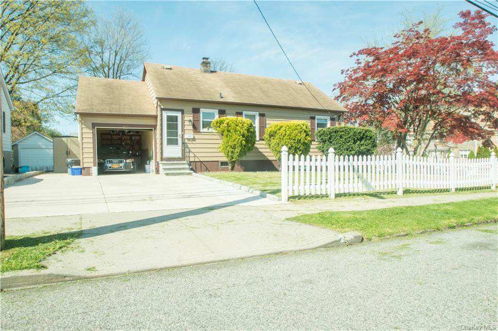 270 Saint Johns Avenue - Photo 1 270 Saint Johns Avenue - Photo 1