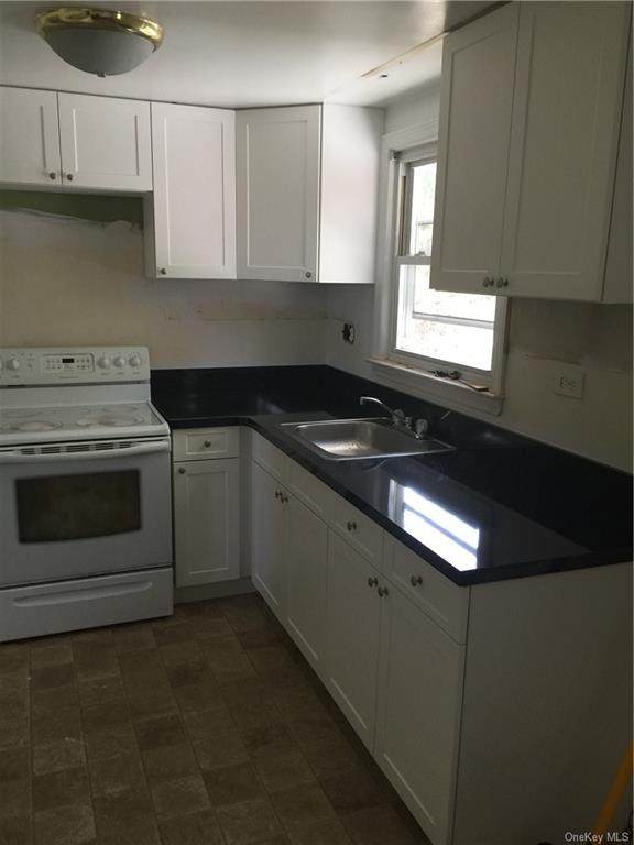 118 Lincoln Avenue - Photo 1