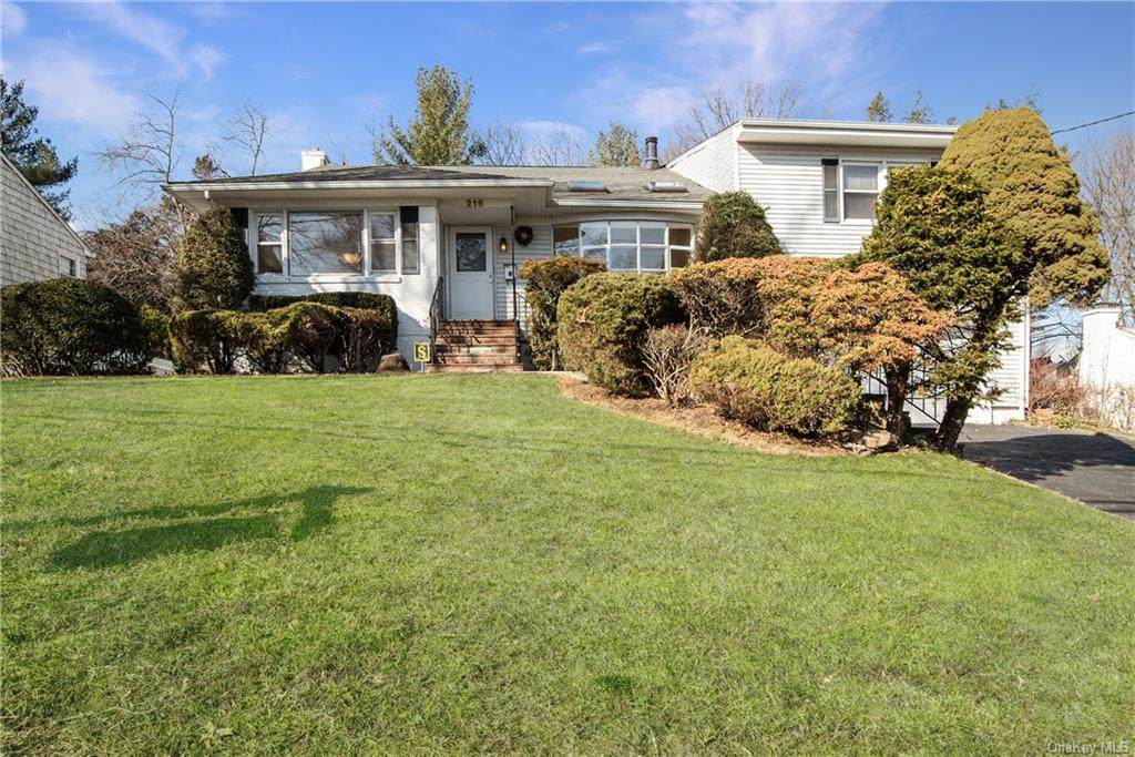 216 Daisy Farms Drive - Photo 1 216 Daisy Farms Drive - Photo 1