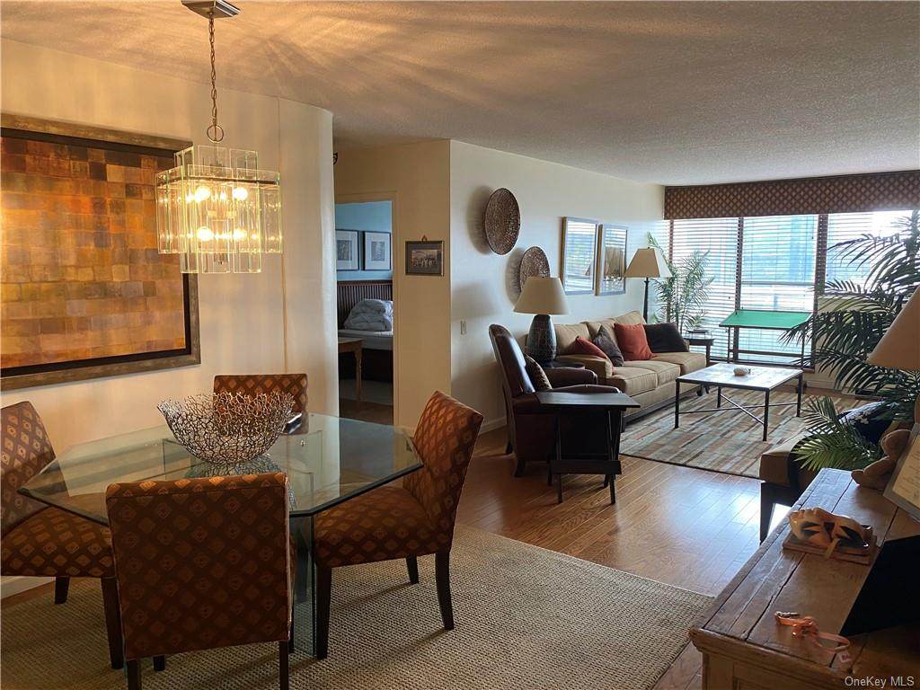 10 Cottage Place - Photo 1