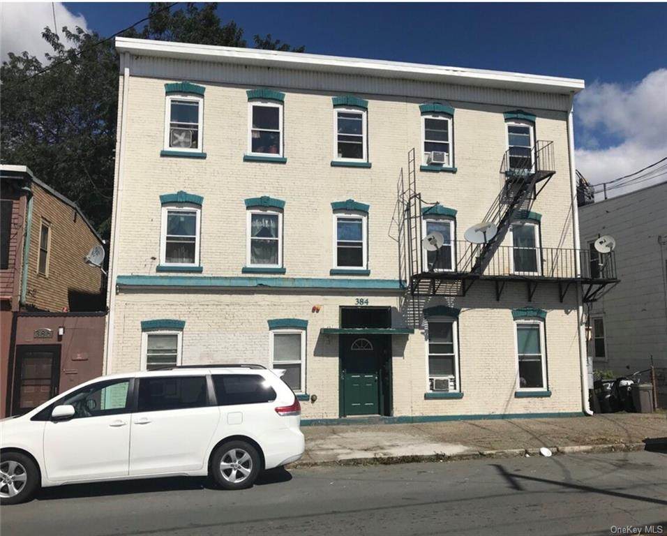 384 Washington Street - Photo 1