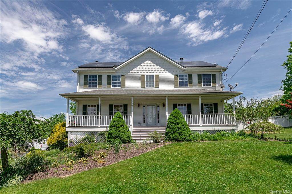 112 Round Hill Road - Photo 1
