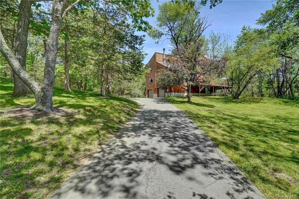 3 Whitefield Avenue - Photo 1