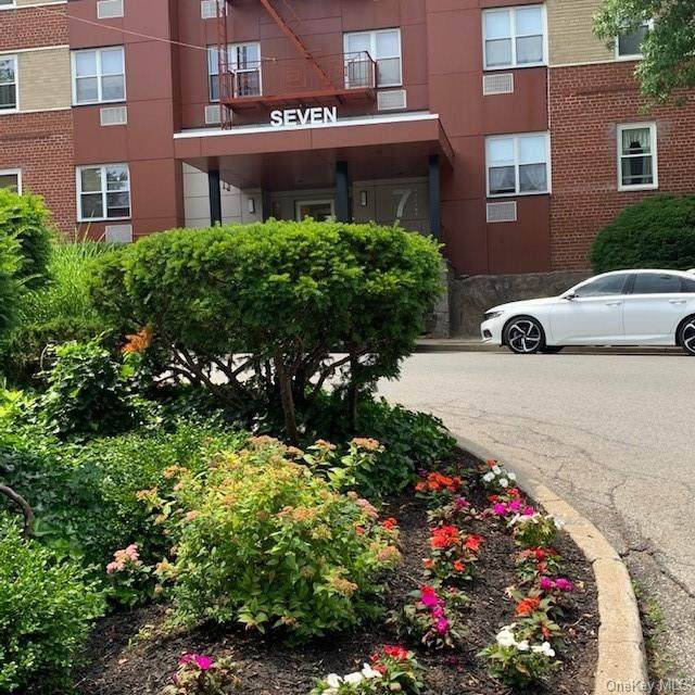 7 Balint Drive - Photo 1