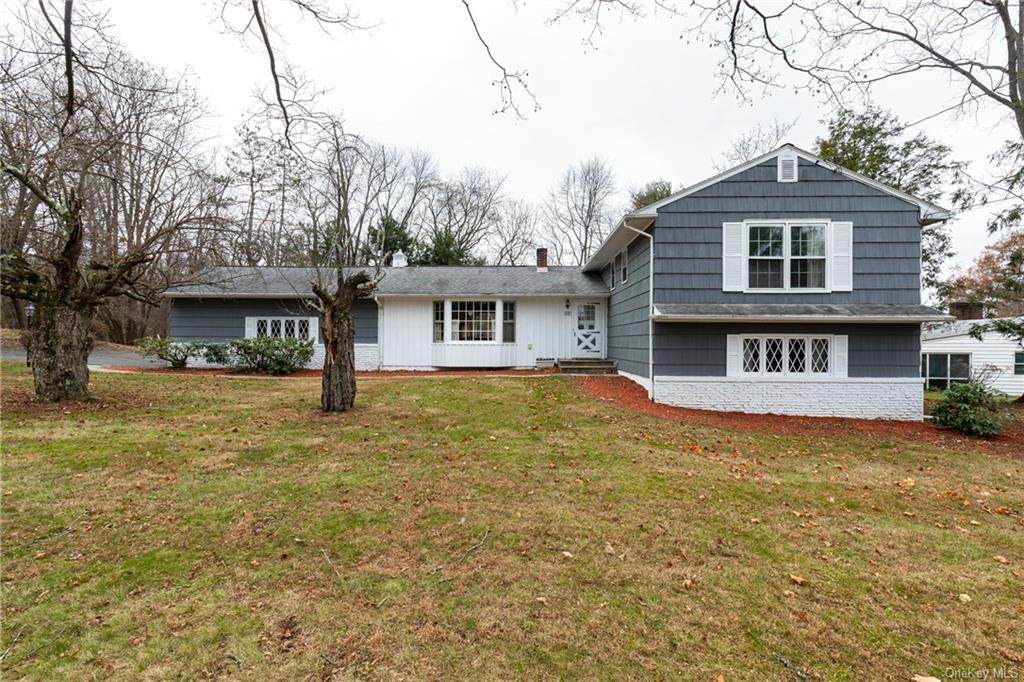 39 Round Hill Road - Photo 1