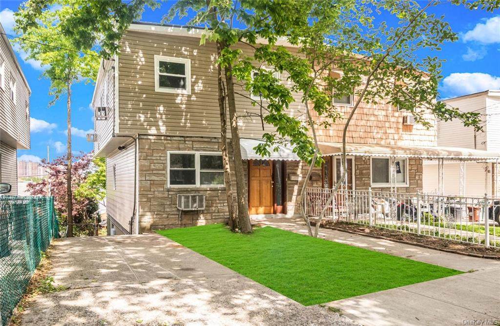 2412 Kingsland Avenue - Photo 1