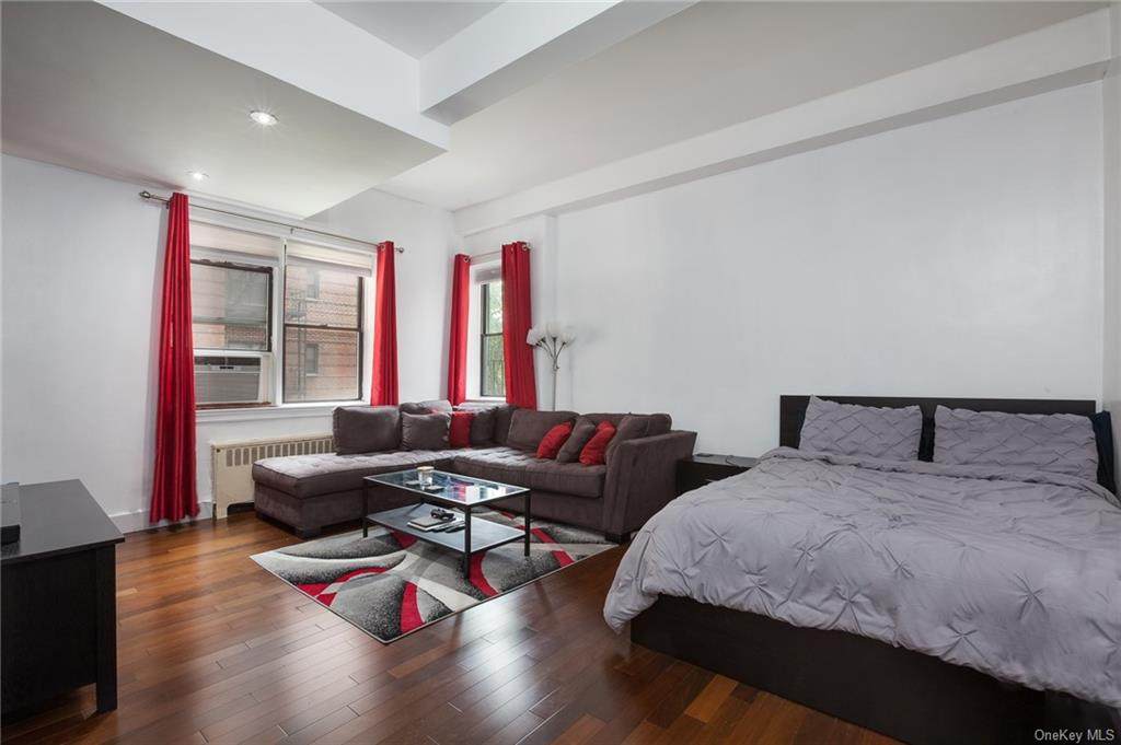 3840 Greystone Avenue - Photo 1