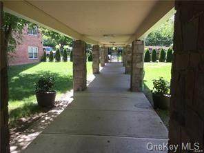 40 Cole Avenue - Photo 1