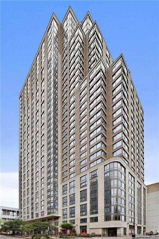 10 City Place - Photo 1