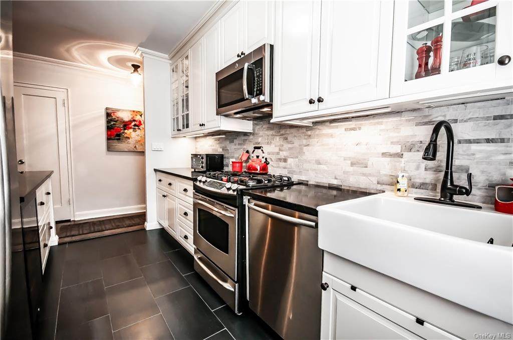 50 Broadway - Photo 1