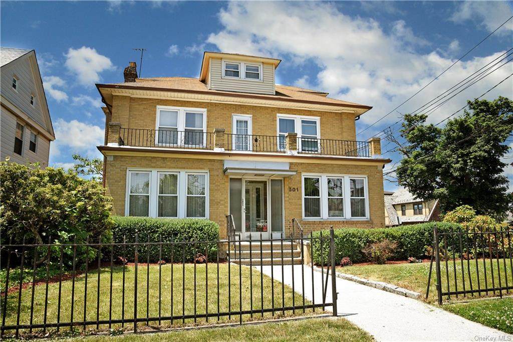 501 North Broadway - Photo 1