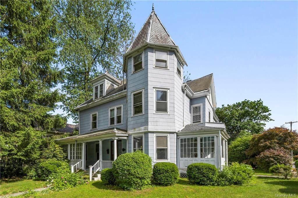 52 Parkway - Photo 1
