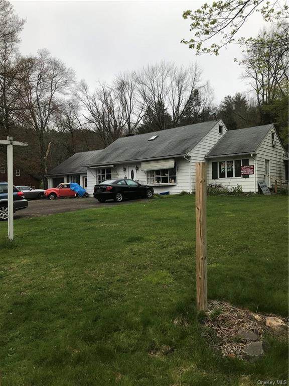 16 Yulan Barryville Road - Photo 1
