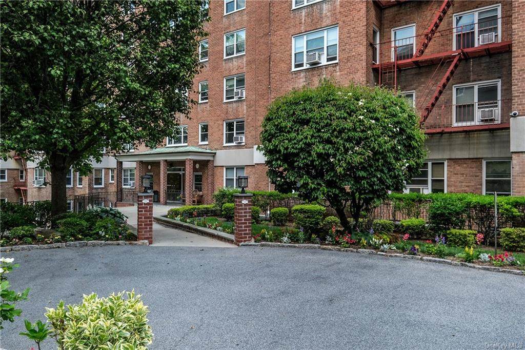 290 Collins Avenue - Photo 1