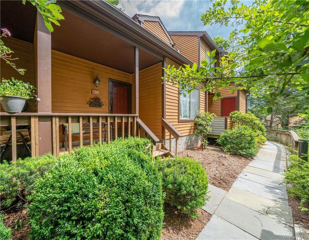 19 Fawn Ridge - Photo 1