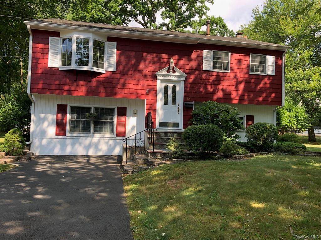 15 Deerfield Drive - Photo 1