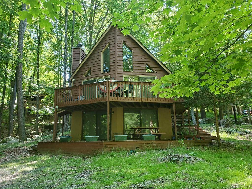 963 Ledgedale Road - Photo 1