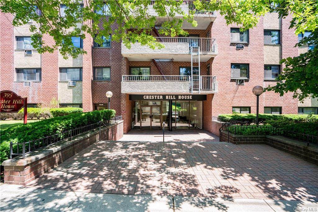 395 Westchester Avenue - Photo 1