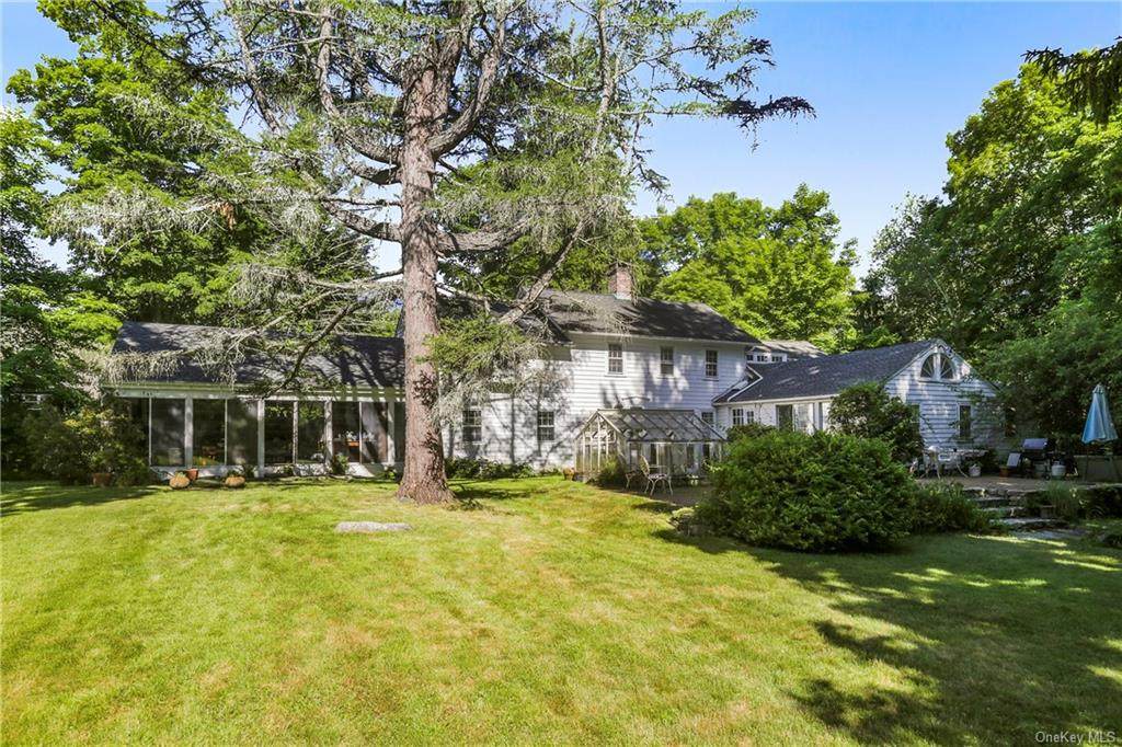 14 Lockwood Road - Photo 1