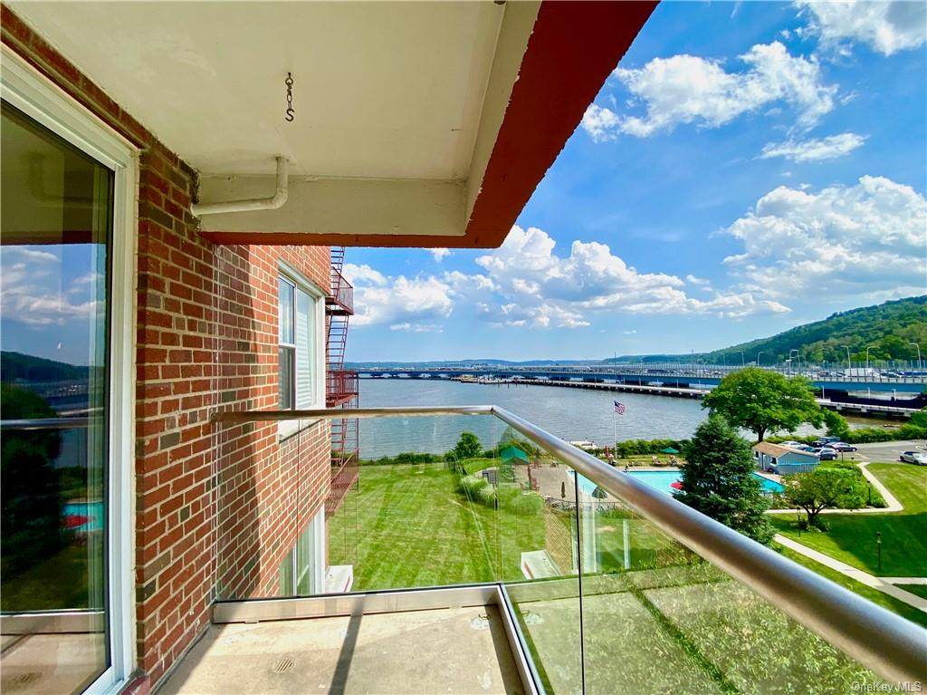 3 Salisbury Place - Photo 1