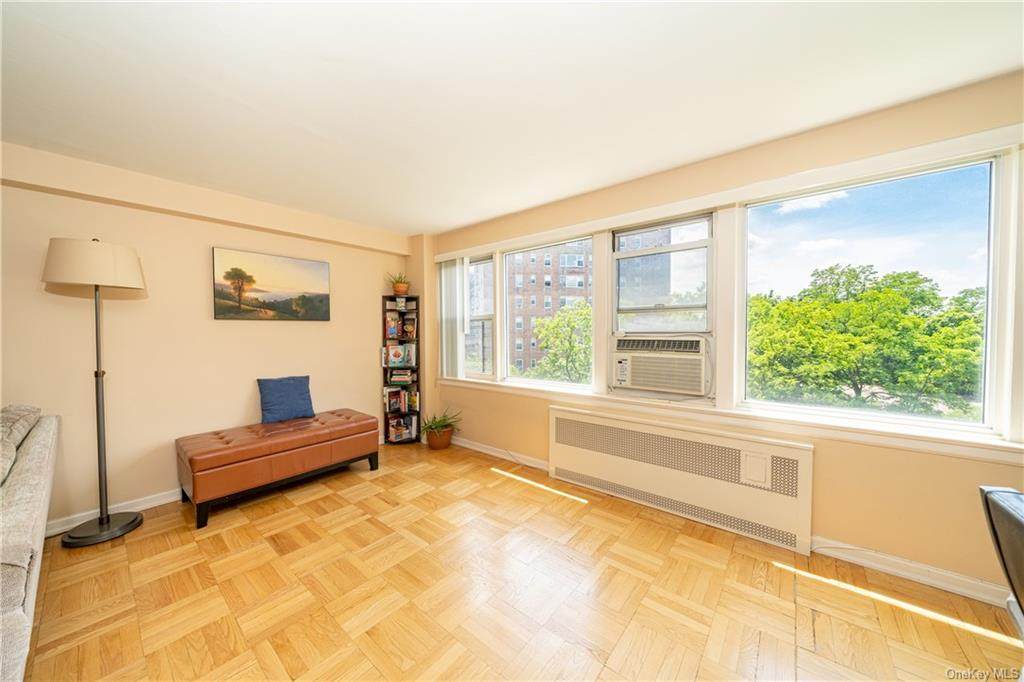 4555 Henry Hudson Parkway - Photo 1