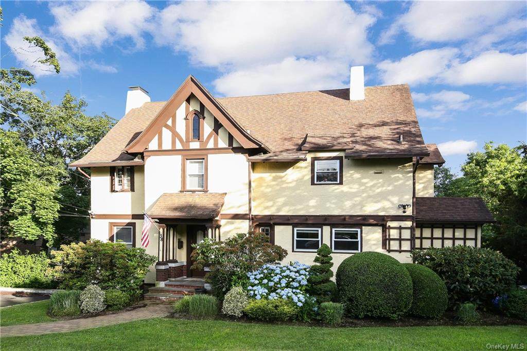 38 Park Avenue - Photo 1
