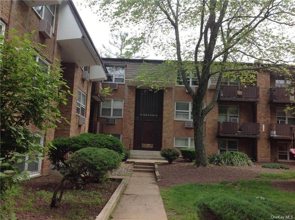 171 Kearsing Parkway - Photo 1