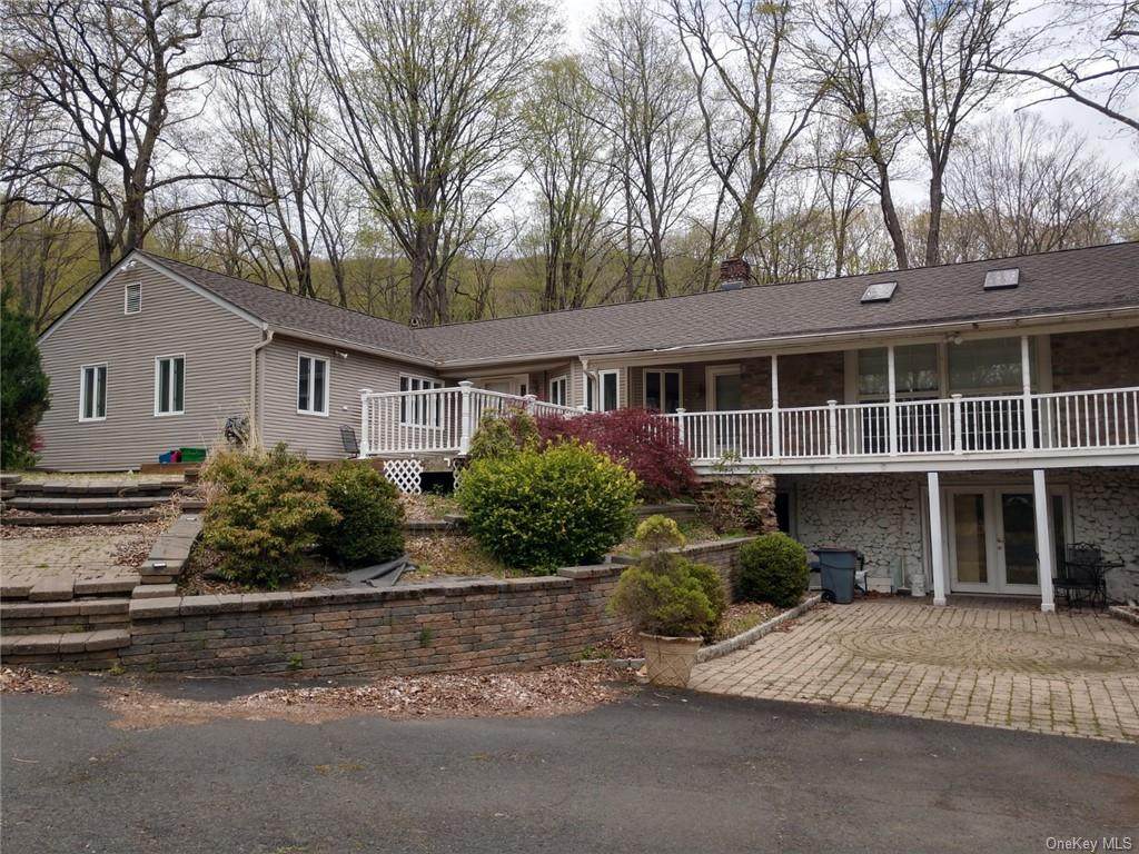 23 Sky Meadow Road - Photo 1