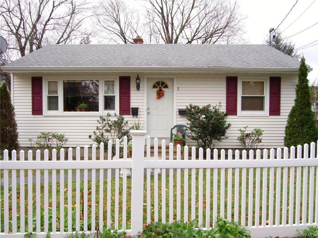 7 Garden Street - Photo 1