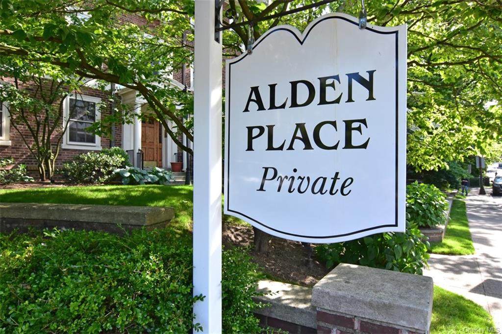 19 Alden Place - Photo 1