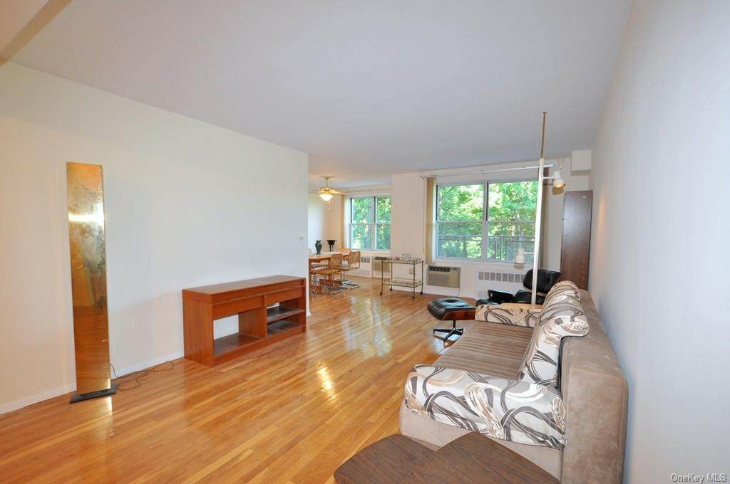177 Hartsdale Avenue - Photo 1