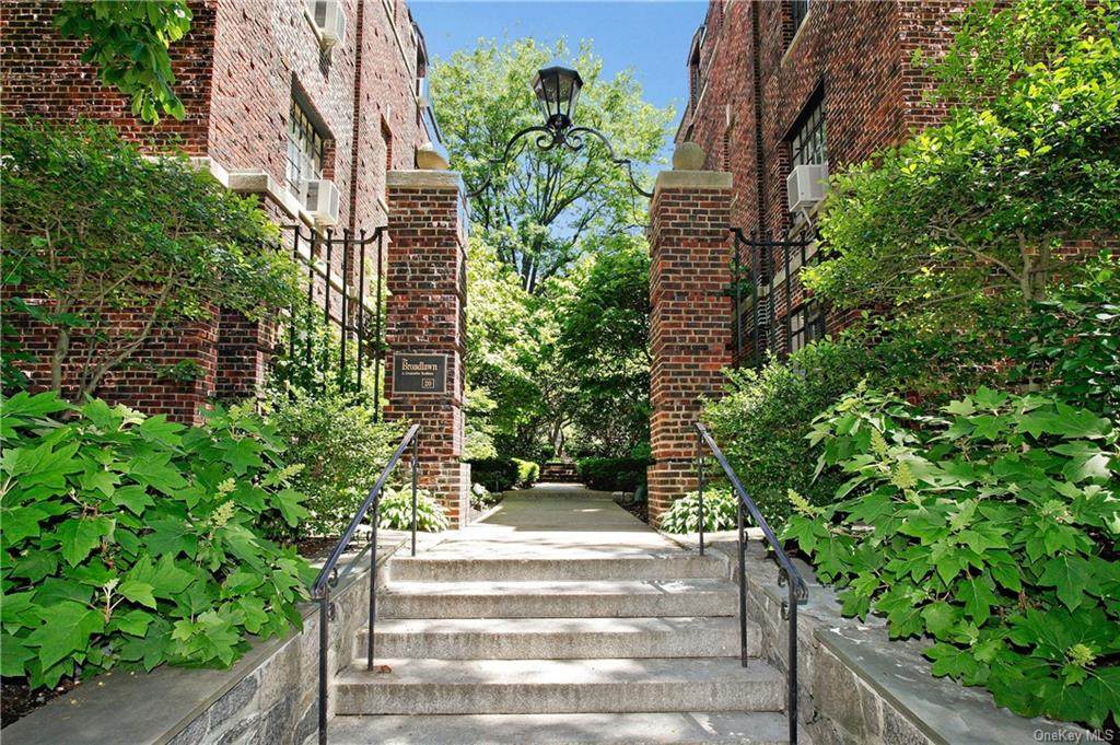 20 Broadway - Photo 1