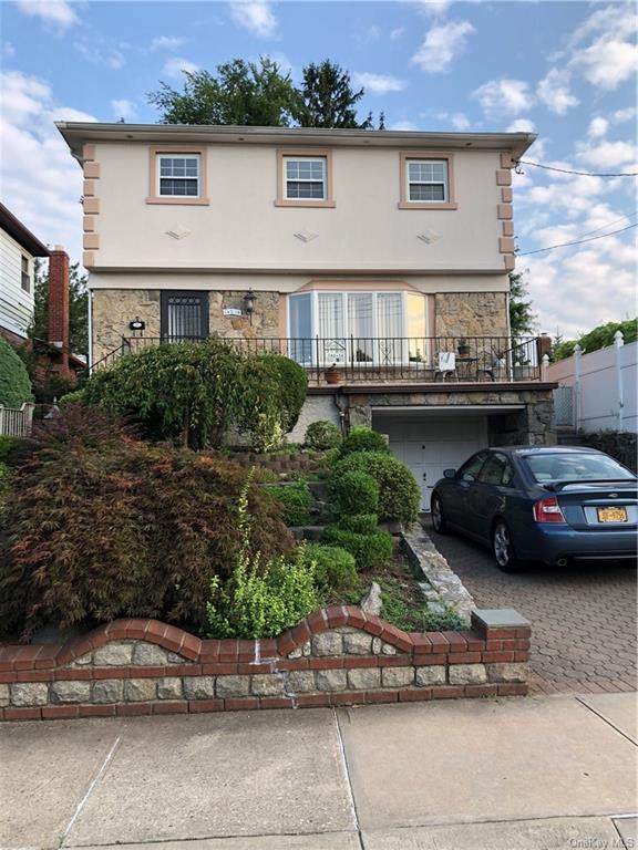 142-14 13 Avenue - Photo 1