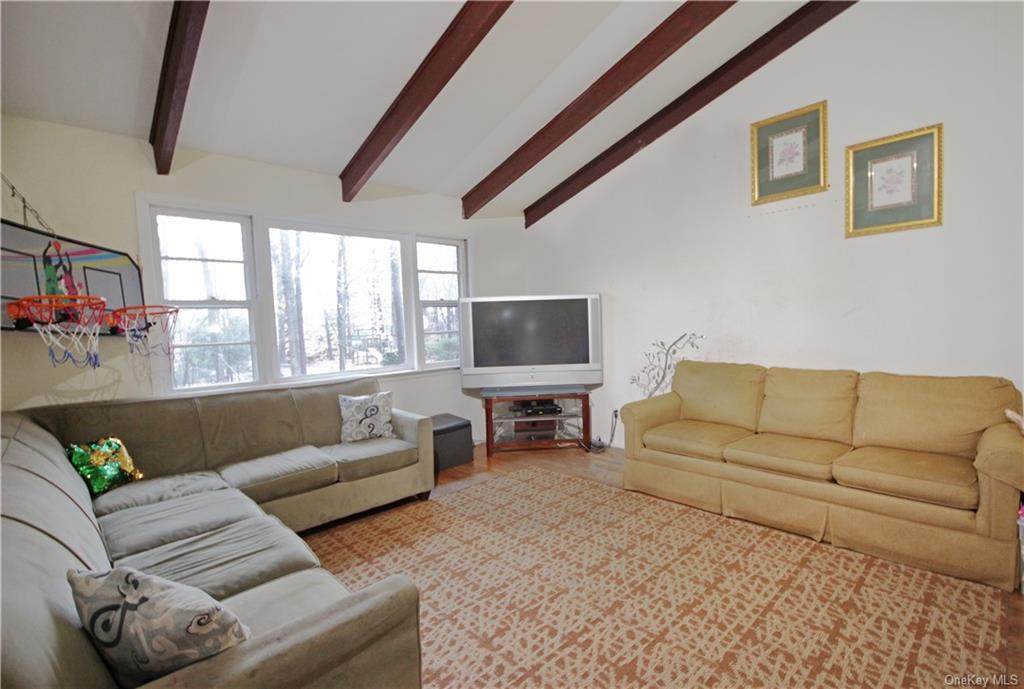 34 Midway Road - Photo 1