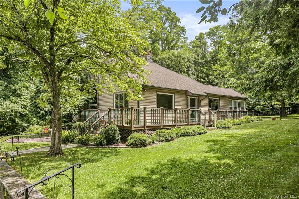 310 Nichols Street - Photo 1