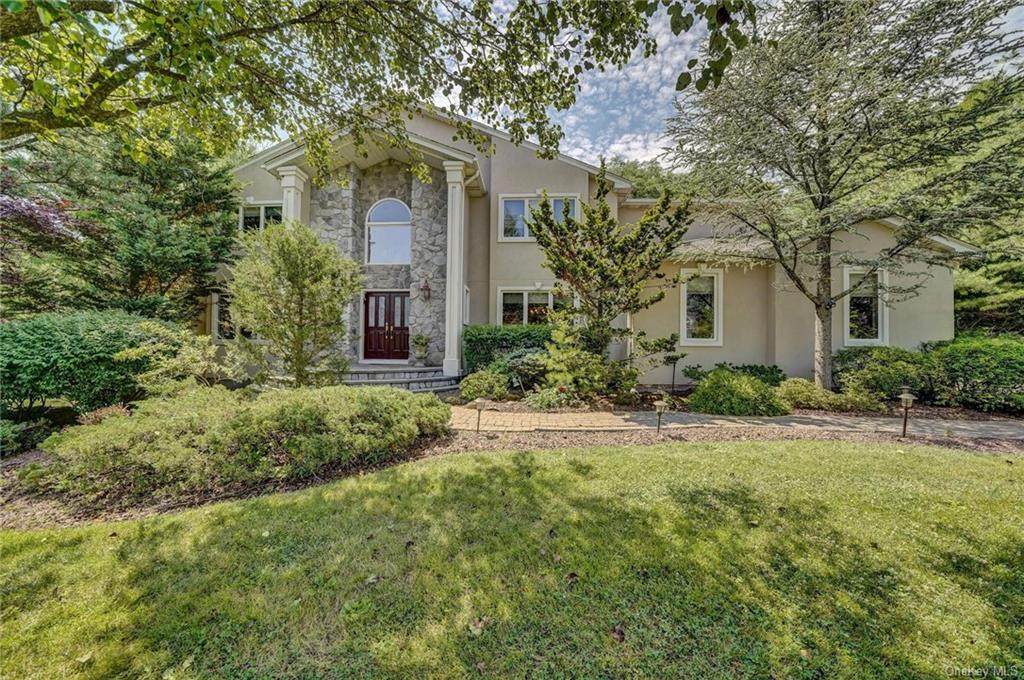 48 King Arthur Court, Clarkstown, NY 10956 (MLS H6050835) Better Homes & Gardens Rand Realty