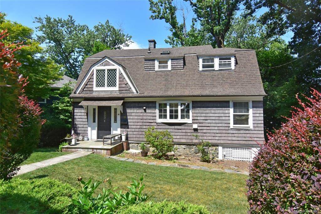41 Bellair Drive - Photo 1