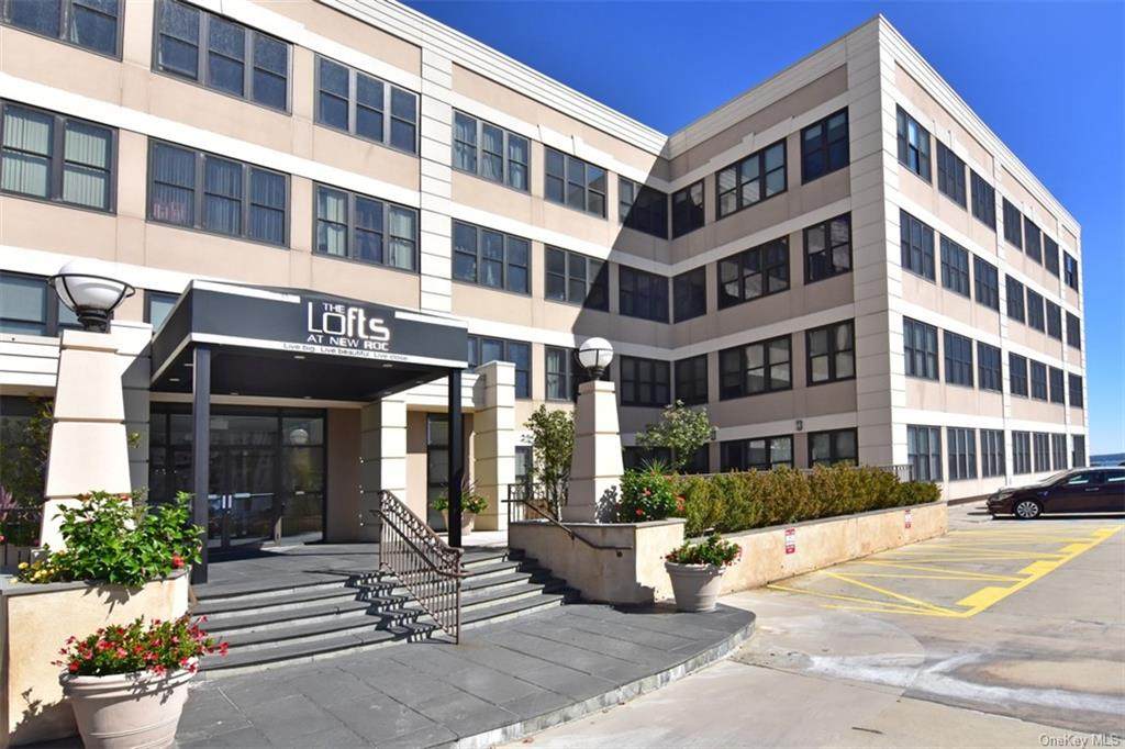 100 New Roc City Place - Photo 1