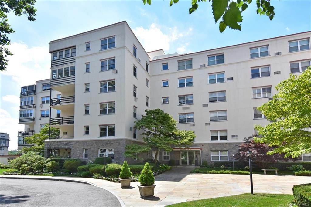 3 Stoneleigh - Photo 1