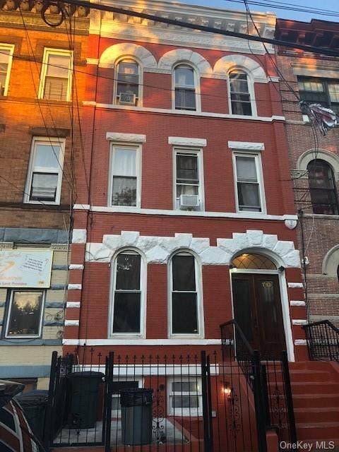 712 Union Avenue - Photo 1