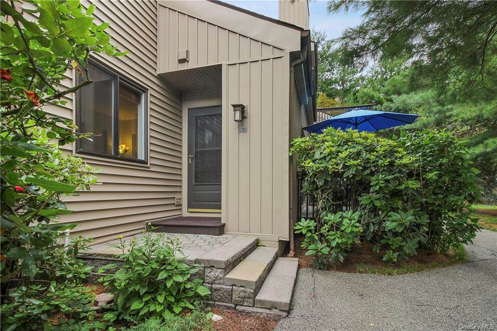 10 Nicole Circle - Photo 1