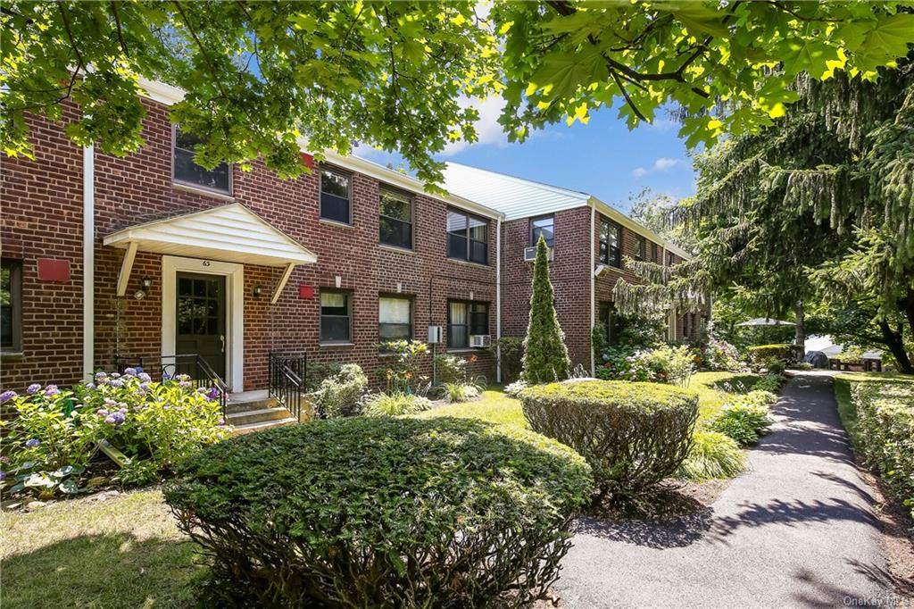 63 Rockledge Road - Photo 1