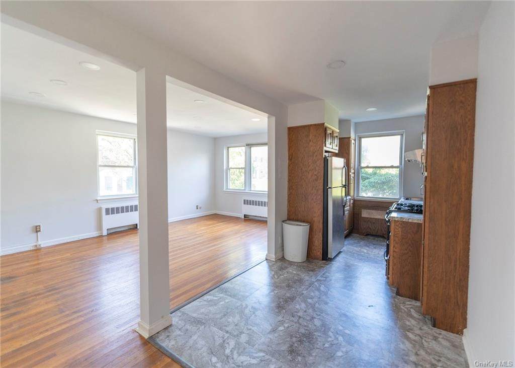 95 Broadway - Photo 1