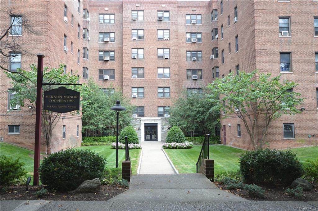 485 East Lincoln - Photo 1