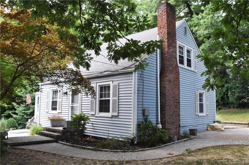 222 Gidney Avenue - Photo 1