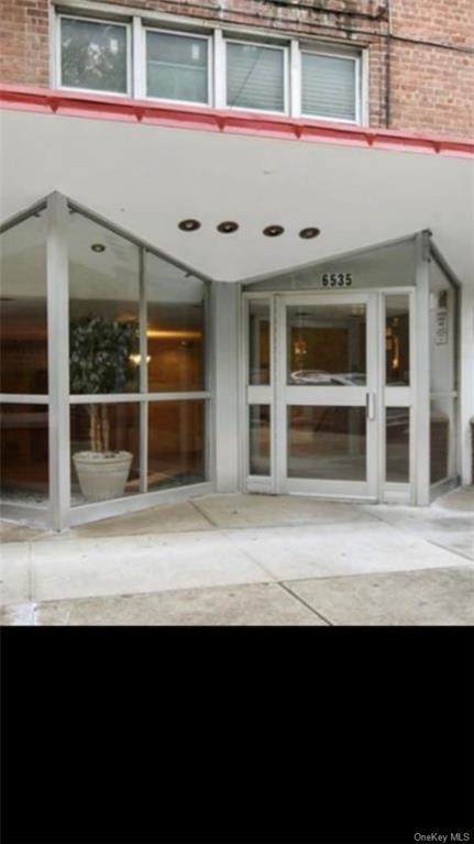 6535 Broadway - Photo 1