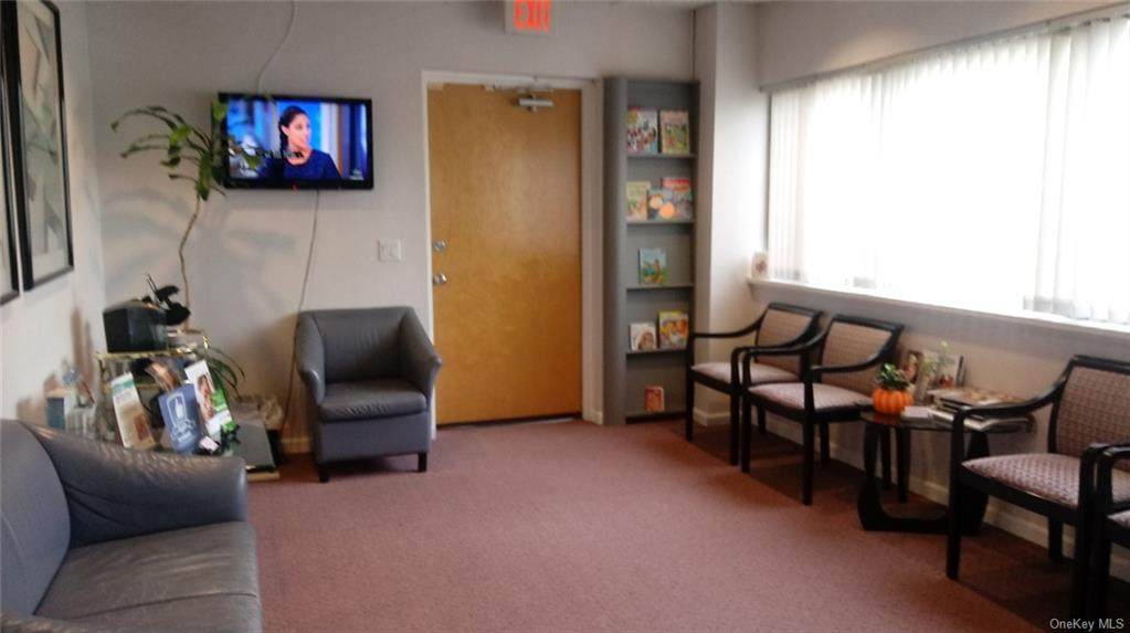 11 Medical Park Drive - Photo 1
