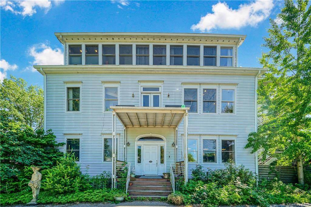16 Hanna Lane - Photo 1