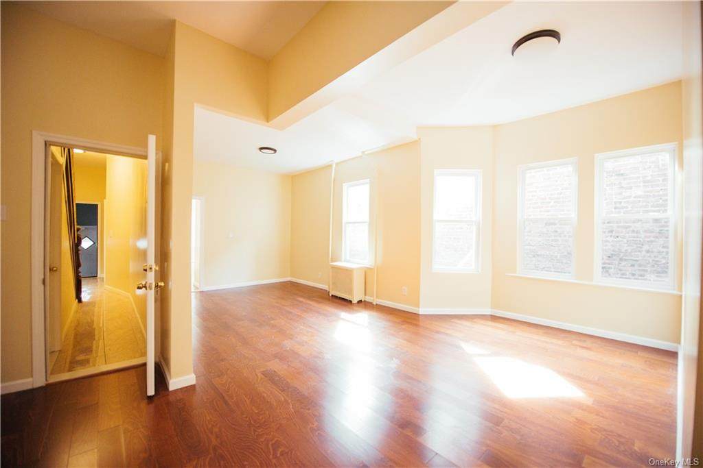 1443 Beach Avenue - Photo 1